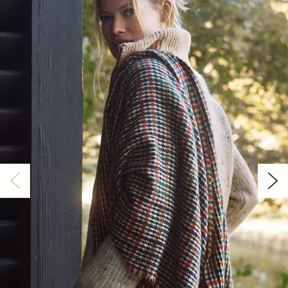 HOUNDSTOOTH SCARF - Picture 2 of 10